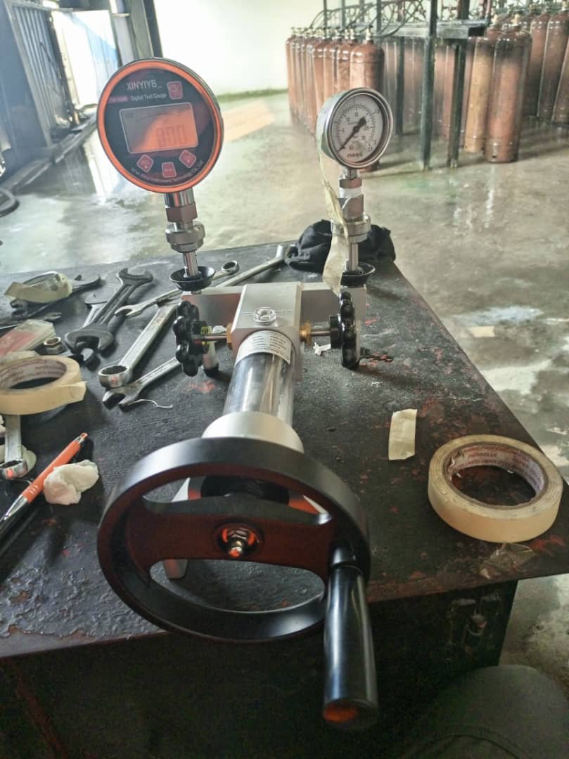 ETALONNAGE DES MANOMETRES